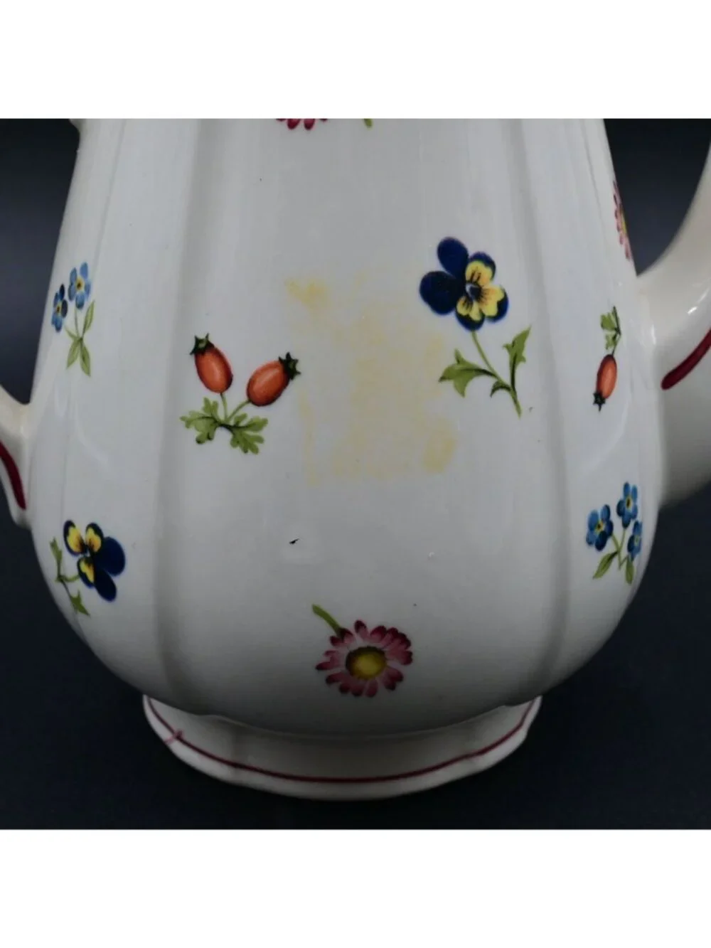 Villeroy & Boch Petite Fleur Porcelain Teapot Coffee Server with Lid